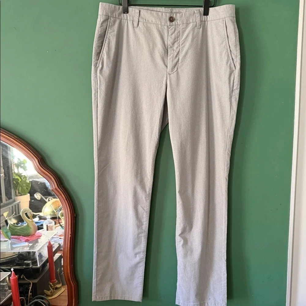 Bonobos The Chino 2.0 Athletic Fit Mens 35x30 Light Grey Classic Preppy